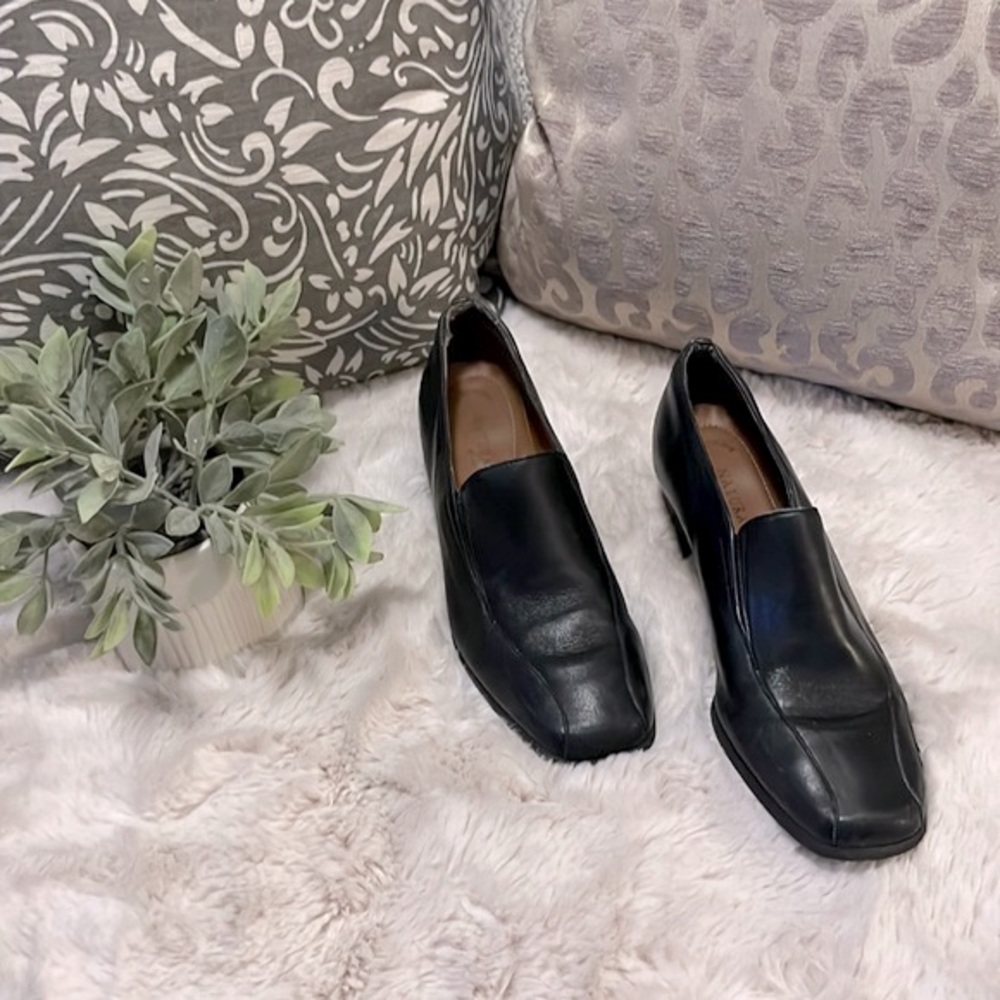 NATURALIZER Slip On Black Leather Heel Block Pumps Sz 6.5